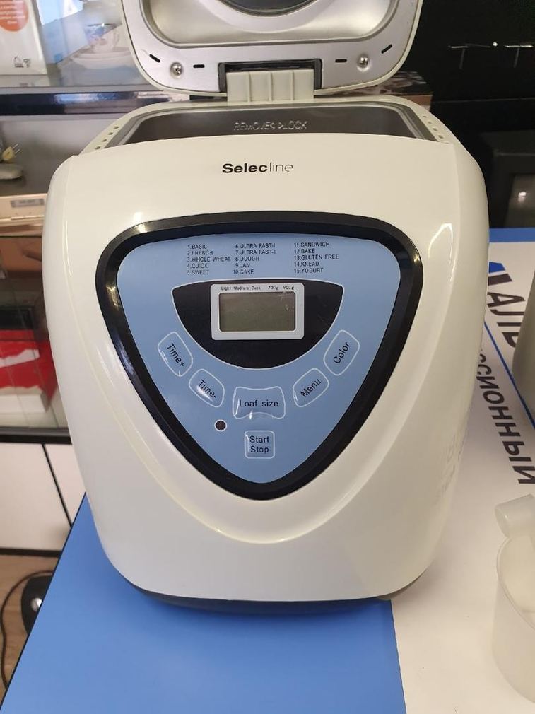Selecline BM1250C с откинутой крышкой: видна панель и верх камеры